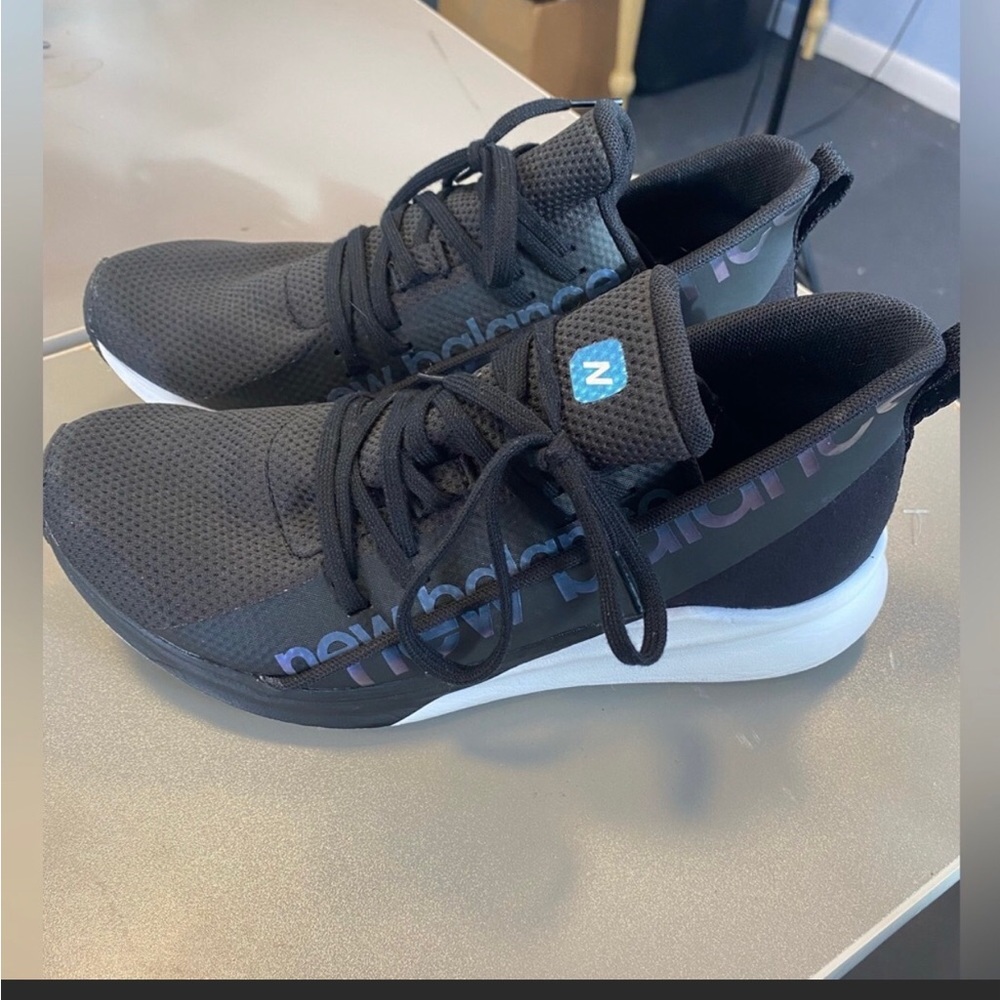 Great shoes to small for me